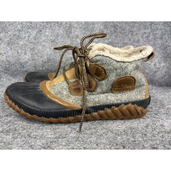 Sorel Boots Womens Size 6.5 Gray Tan Felt Shearling Lined Duck Toe 1840061 - Picture 1 of 8